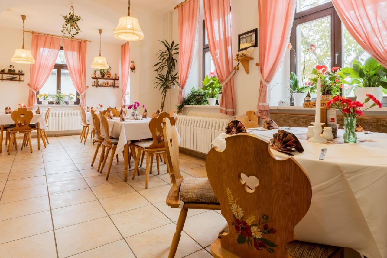 Hotel Carola اوبلرنهاو المظهر الخارجي الصورة